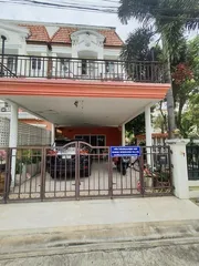 ให้เช่าทาวน์โฮมย่านราชพฤกษ์ บางแวก 40ตร.ว. หลังมุมหมู่บ้านเออร์เบิ้น สาทร- ราชพฤกษ์ ใกล้BTS บางหว้า 