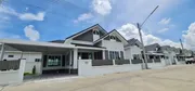 ขายบ้านเดี่ยว หัวกุญแจ-บ้านบึง อ้อมแก้ว-พานทอง พร้อมอยู่ เนื้อที่เยอะ เดินทางสะดวก ใกล้แหล่งชุมชน
