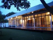 ให้เช่าบ้านเดี่ยวชั้นเดียว 170 ตร.วา พร้อมสวนในบ้าน เดินทางสะดวก ซอยศูนย์วิจัย ย่านพระรามเก้า ใกล้รพ.กรุงเทพ 