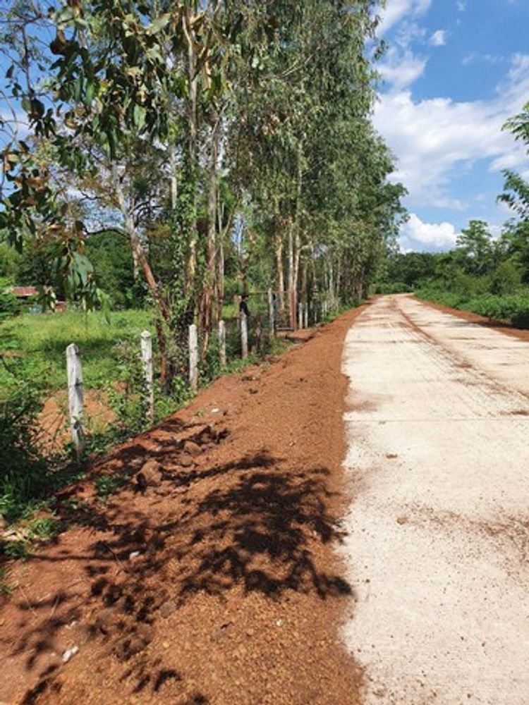 ขายด่วนที่ดิน เหมาะสำหรับทำบ้านสวน ตำบลเชียงเครือ อำเภอเมืองสกลนคร, ภาพที่ 4