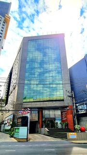 ADT905 ให้เช่าพื้นที่สำนักงาน 450 ตร.ม. ย่านชุมชน ทำเลดีติดถนนพหลโยธิน ข้างตึกช้าง ใกล้ BTS พหลโยธิน 24  