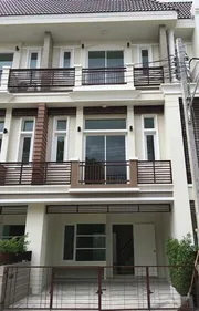 ให้เช่า ทาวน์โฮมโครงการ พรีเมียมเพลส 9 Premium Place ซอยสุคนธสวัสดิ์ 27  แขวงลาดพร้าว เขตลาดพร้าว กรุงเทพมหานคร