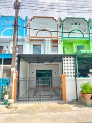 ทาวน์เฮาส์ 2 ชั้น ม. กรุงทอง สายไหม 33 รีโนเวทใหม่ พร้อมอยู่ แถมเฟอร์ฯ เนื้อที่ 16 ตร.ว. 