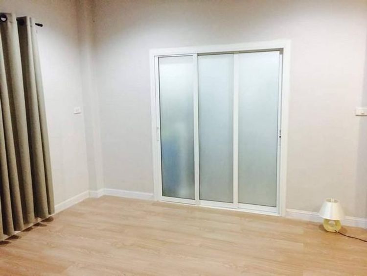 ให้เช่าบ้านเดี่ยว 2 ชั้น ใจกลางเมืองระยอง ใกล้ทะเล พร้อมเข้าอยู่, ภาพที่ 4