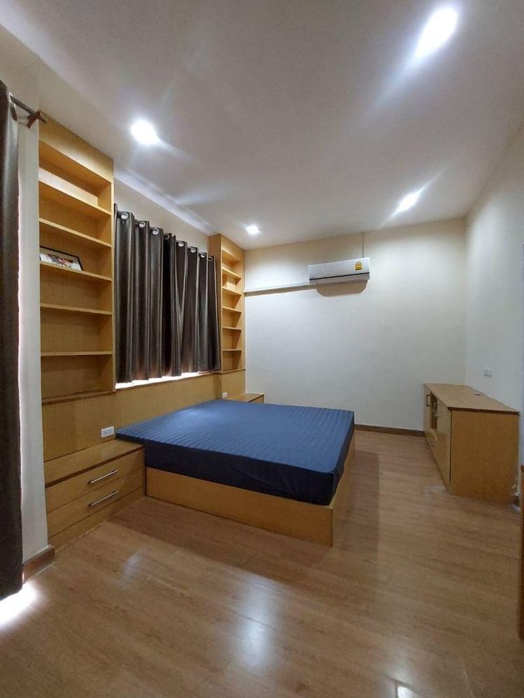 ให้เช่าทาวน์เฮาส์ 2 ชั้น หมู่บ้านโกลเด้นท์ทาวน์ ซอยอ่อนนุช 65, ภาพที่ 4