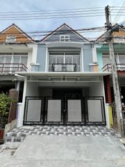 ขาย ทาวน์โฮม ในโครงการ อู่ทองเพลส 5 ตำบลคูคต อำเภอลำลูกกา จังหวัดปทุมธานี