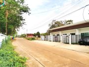 ขาย ทาวน์โฮม 3 หลัง พร้อมที่ดิน 240 ตรม. 3 งาน 96.3 ตร.วา