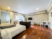 ขาย คอนโด ใกล้ BTS สุรศักดิ์ ห้องใหม่ สวย Flawless Sathorn Residence 32 ตรม. ชั้น 3 พร้อมเฟอร์ทั้งห้อง