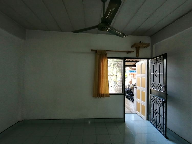 ขายและให้เช่า บ้าน ในโครงการ หมู่บ้านรัตนาธิเบศร์ ตำบลเสาธงหิน, ภาพที่ 4