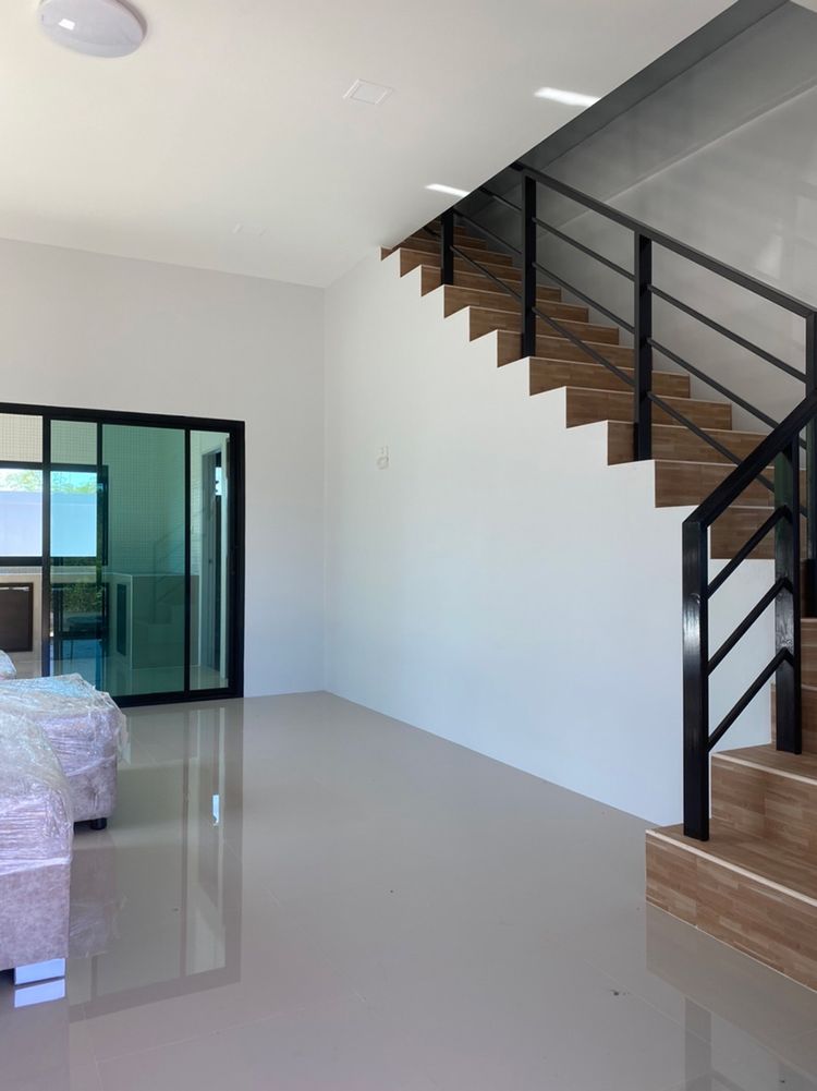 ขายทาวน์โฮม 2 ชั้น หน้ากว้าง 5 เมตร 3 ห้องนอน 2 ห้องน้ำ จ.ลพบุรี 094, ภาพที่ 4