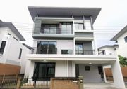  ขายบ้านเดี่ยว 3ชั้น โกลเด้นเพรสทีจ วัชรพล สุขาภิบาล5 สายไหม ใกล้ทางด่วน เนื้อที่ 57 ตรว มี 6ห้องนอน 5ห้องน้ำ 