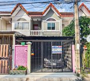 ทาวน์เฮ้าส์ ม.สุรางค์ แจ้งวัฒนะ พร้อมเข้าอยู่ บนทำเลเดินทางสะดวกสบาย (B5806)