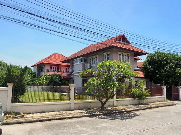 ขาย บ้าน ในโครงการ บ้านสามมุขธานี ตำบลแสนสุข อำเภอเมืองชลบุรี, ภาพที่ 4
