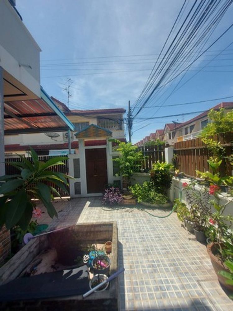 ทาวน์โฮม 2 ชั้น หมู่บ้านอิ่มอัมพร 2 : 35.2 ตร.ว. 150 ตร.ม. 3 ห้องนอน / , ภาพที่ 4