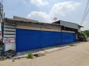 82090 – ขายด่วน! ที่ดินแปลงมุม 95 ตร.ว. พร้อมสิ่งปลูกสร้าง โกดัง ซ.นวมินทร์ 74 แยก 1-9-12 ถ.นวมินทร์ นวลจันทร์ บึงกุ่ม
