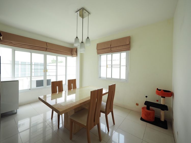 ขาย บ้าน ในโครงการ สิรินดา พรานาลี ตำบลราชาเทวะ อำเภอบางพลี, ภาพที่ 4