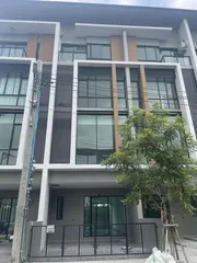 ให้เช่าโฮมออฟฟิส 4 ชั้น ย่านนวลจันทร์ โครงการ premium place mix เกษตร–นวมินทร์ 