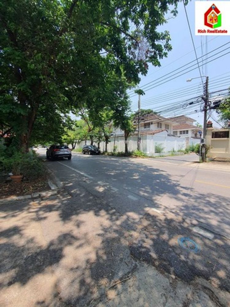 ขายถูกที่ดินสี่เหลี่ยมผืนผ้า อยู่ห่างจากถนนซอยเพียง 150 เมตร ซอย 21 / 1, ภาพที่ 4
