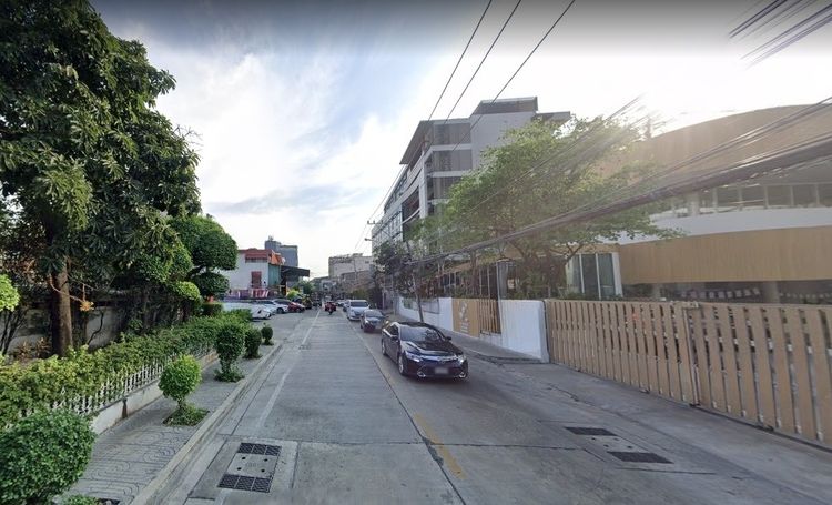 ขายบ้านสวย โซนสุขุมวิท ซอย 40 ทำเลดี เดินทางสะดวก, ภาพที่ 4