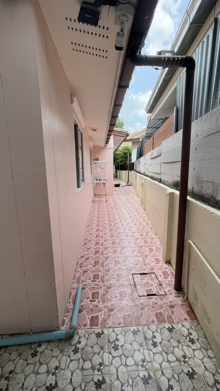 ขายบ้านเดี่ยวสองชั้น บ้านขนาดใหญ่ หมู่บ้านพิมานชล2 ( มีน้ำตกบ่อปลาคราฟ), ภาพที่ 4