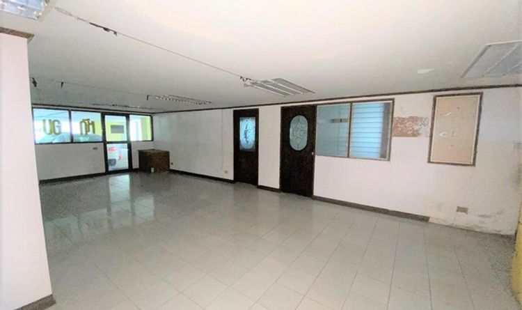 ขายห้องชุดสำนักงาน โครงการเดอะวินนิ่ง ทาวเวอร์ เขตคลองเตย กทม, ภาพที่ 4