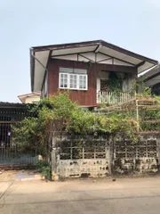 ขายด่วนบ้านทำเลดี ใจกลางเมืองอุบลฯ