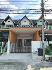 ขาย ทาวน์โฮม แขวงทับยาว เขตลาดกระบัง กรุงเทพมหานคร