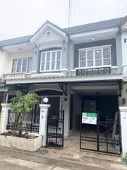 ขายบ้านบุศรินทร์ ซ.33 ถนนพระยาสุเรนทร์ 40 / ทาวน์เฮาส์ 2 ชั้นราคาถูกมาก!
