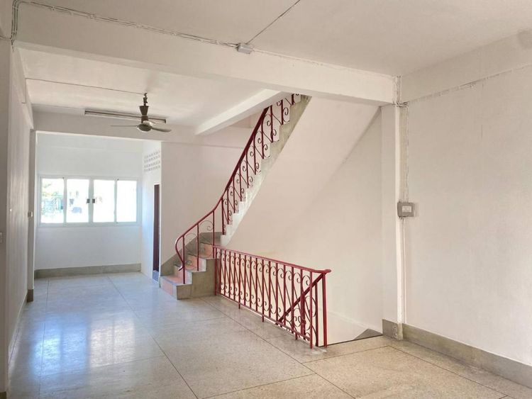 ให้เช่าอาคารพาณิชย์ 3 ชั้น รีโนเวทใหม่ ถนนประชาชื่น? 160 ตรม. 2 ห้องนอน, ภาพที่ 4