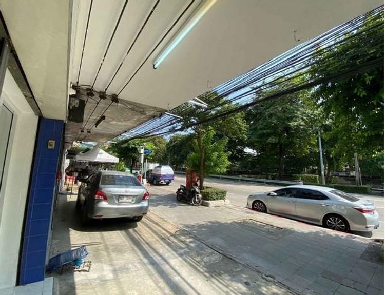 ให้เช่าอาคาร3 ชั้น ถนนประชาชื่น ใกล้รถไฟฟ้าบางซ่อน เหมาะอาศัย ทำธุรกิจ, ภาพที่ 4