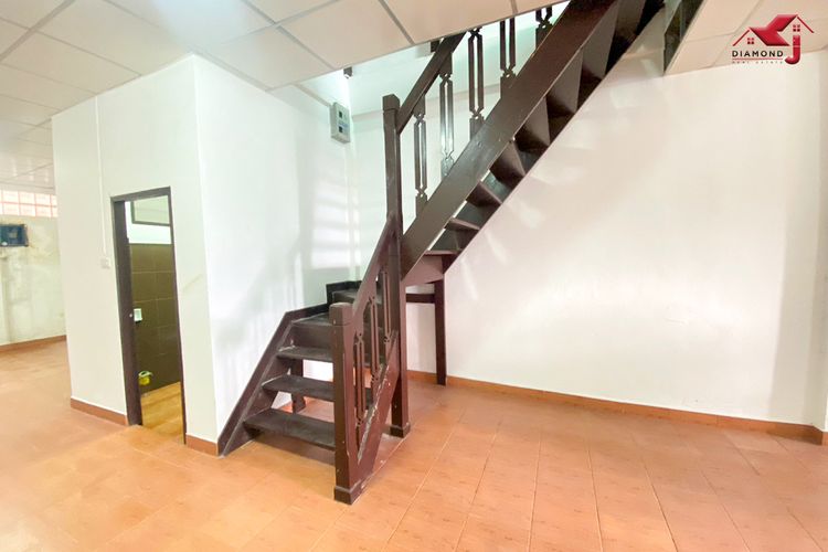ขาย บ้าน ในโครงการ ทาวน์โฮม 3 ชั้น ซ.ประชาอุทิศ 15  แขวงดอนเมือง, ภาพที่ 4