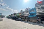 ขายอาคารพาณิชย์ 2 ชั้นครึ่ง หมู่บ้านบูรพา ทางพิเศษบูรพาวิถี ถนนจรัญยานนท์ ฉะเชิงเทรา