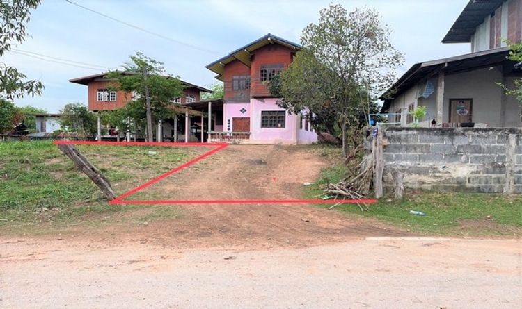 ขายบ้านครึ่งตึกครึ่งไม้    อำเภอหนองฮี    ร้อยเอ็ด (PKK02-14619), ภาพที่ 4