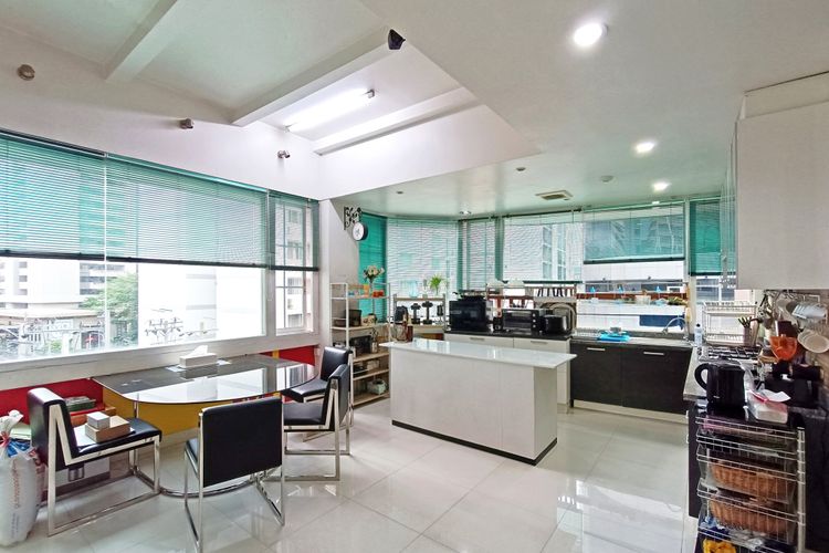 ลดราคาพิเศษ ขาย Penhouse ใหญ่พิเศษ 410 ตรม. Premier Condo สุขุมวิท 24 , ภาพที่ 4