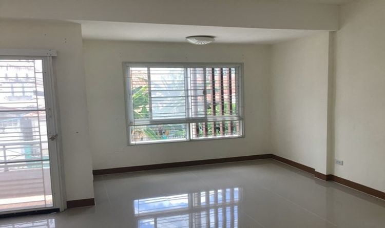 ขายทาวน์เฮ้าส์  หมู่บ้านสุรนารีวิลล์ 4  นครราชสีมา (PKK03-05262), ภาพที่ 4
