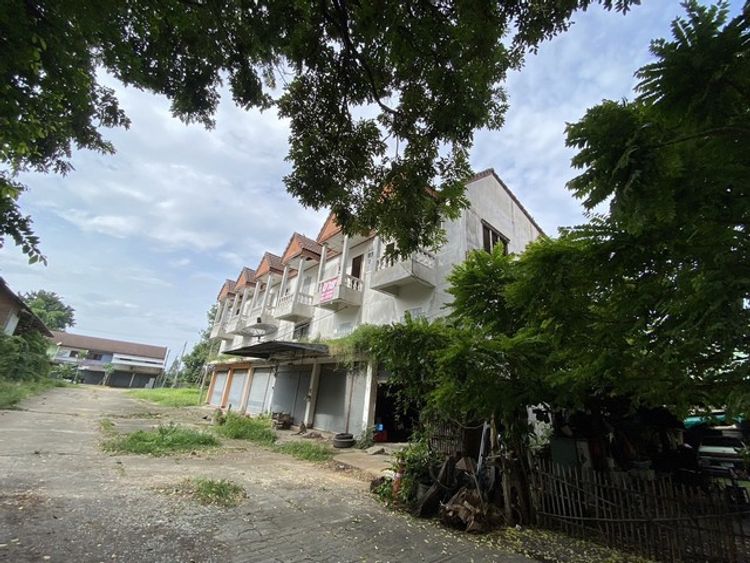 ขาย เช่า อาคารพาณิชย์ 2.5 ชั้น 2 คูหา ทะลุถึงกัน ตลาดท่าลี่ ต.ดอยหล่อ , ภาพที่ 4