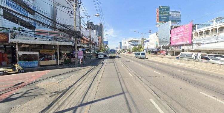 ด่วน! ขายบ้านพร้อมที่ดิน ในซอย ฝั่งตรงข้ามเดอะมอลล์งามวงศ์วาน, ภาพที่ 4
