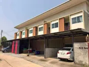 5AWC0026 ให้เช่าทาวน์โฮมสองชั้น 2 ห้องนอน  2 ห้องน้ำ 1ห้องรับแขก ขนาดที่ดิน  24    ตร ว.    พื้นที่ใช้สอย 144 ตรม. ให้เช่า 5,000บาทต่อเดือน   