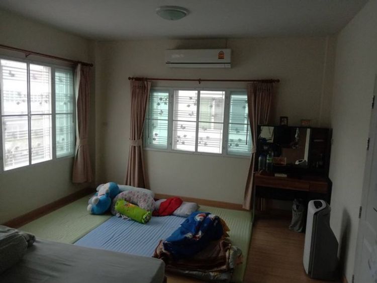 ขายด่วนบ้าน ชลิตา ต.คลองสาม อ.คลองหลวง จ.ปทุมธานี  ฟรีแถมแอร์ให้สามตัว , ภาพที่ 4