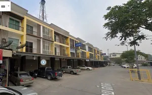 ให้เช่าอาคาร 3 ชั้น หมู่บ้านติดถนนใหญ่ ตรงข้าม อบจ. และ ตลาดนัดคลองถม