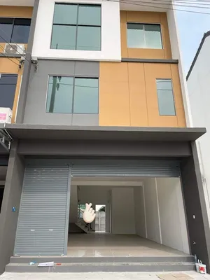 ไม่เคยอยู่ บางปะอิน  ให้เช่า อาคารพาณิชย์ 3 ชั้น 22 ตรว. นวนคร-พหลโยธิน 220 ตรม. รพ.ธรรมศาสตร์ 7 กม.