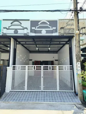 ขาย ทาวน์เฮาส์ 2 ชั้น หมู่บ้าน พูนสินธานี1, พูนสิน1 รีโนเวทใหม่ พร้อมอยู่ ซอย เคหะร่มเกล้า 64 ทับช้าง สวนสยาม รามคำแหง สุขาภิบาล 3 มิสทีน ราษฎร์พัฒนา​ 
