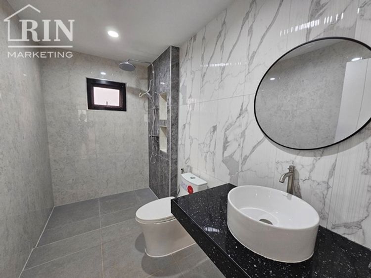 ขายบ้านรีโนเวทใหม่ทั้งหลัง 52 ตร.ว เมืองเอก ปทุมธานี บ้านเดี่ยว 2 ชั้น, ภาพที่ 4