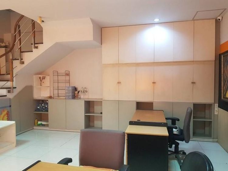 PB4020 ให้เช่า Home Office 3 ชั้น ซอยรัชดา 19 ใกล้ MRT รัชดาภิเษก, ภาพที่ 4