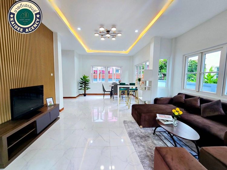 พร้อมขาย! บ้านมือสองรีโนเวทใหม่ พร้อมอยู่ ฟรีเฟอร์ ฟรีโอน! หมู่บ้าน 2 , ภาพที่ 4