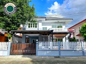พร้อมขาย! บ้านมือสองรีโนเวทใหม่ พร้อมอยู่ ฟรีเฟอร์ ฟรีโอน! หมู่บ้าน เดอะสวีท การ์เด้นวิลล์ 2 ซ.หนองระแหง สามวาตะวันตก คลองสามวา กรุงเทพฯ  ใกล้ สายไหม หทัยราษฎร์