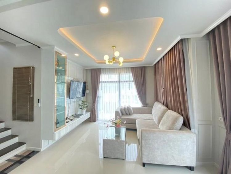 ให้เช่าบ้านเดี่ยว 2 ชั้น หมู่บ้าน Grand Britania วงแหวนรามอินทรา, ภาพที่ 4