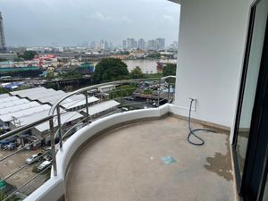 ขาย คอนโด Supalai Casa Riva Rama3 212.83 ตรม. 4 beds 5 baths 1 living 4 balconies 1 storage 2 parking lots 1 maid separate bathroom