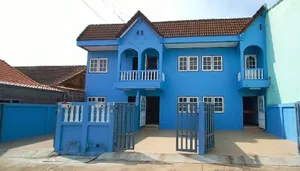 ขายถูก!! ทาวน์เฮ้าส์ 2 ชั้น (2 ห้องนอน 2 ห้องน้ำ) ม.ถมทอง ซอย 5 หลังบิ๊กซี นครปฐม รีโนเวทใหม่พร้อมเข้าอยู่