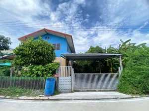 ขายหรือให้เช่า บ้านเดี่ยวพร้อมที่จอดรถ  ซอยคลองสาม(1/3) ปทุมธานี ราคาไม่แพง